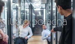 iÚčto facebook poradna